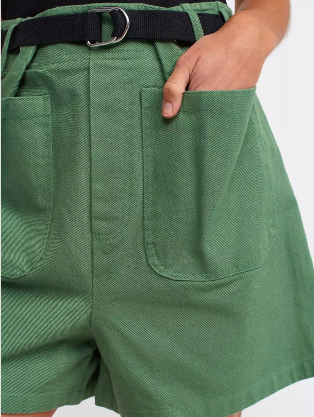 70365 Belted Shorts