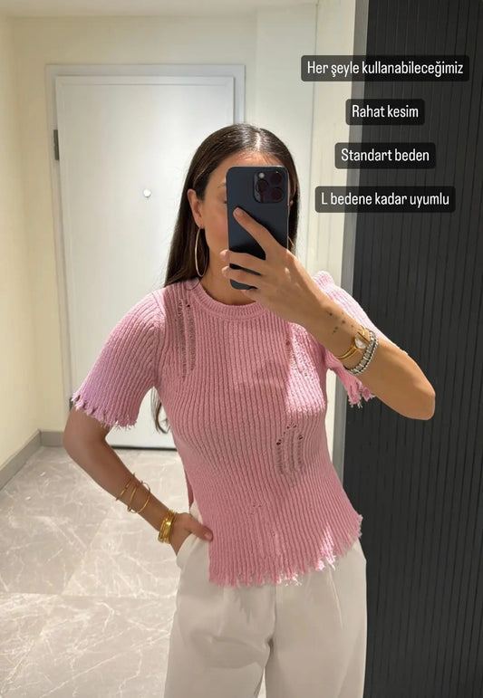 10555 Crew Neck Ripped Detailed Knitwear Sweater