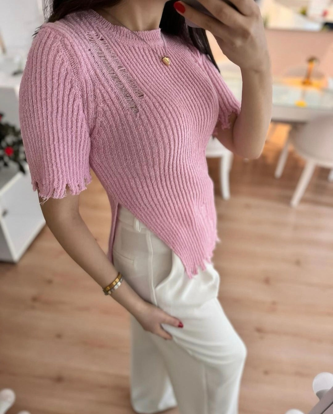 10555 Crew Neck Ripped Detailed Knitwear Sweater