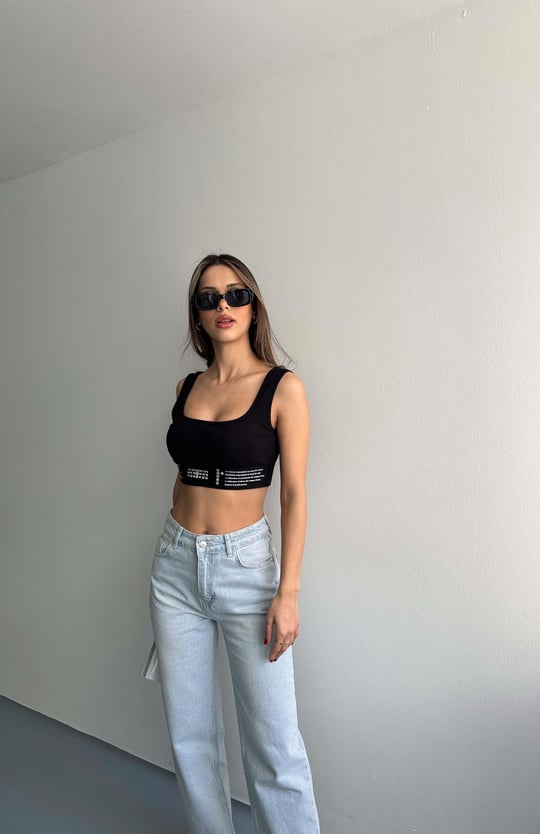 60064 crop top