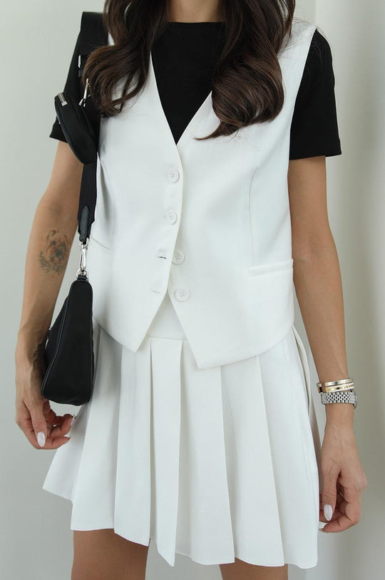 4453 Masculin vest skirt suit