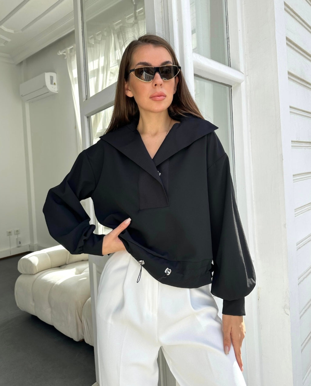 34085 sweater detailed
